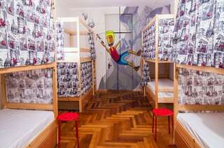 Гостиница Hostel Outdoor Кисловодск Спальное место на двухъярусной кровати в общем номере для мужчин и женщин-10
